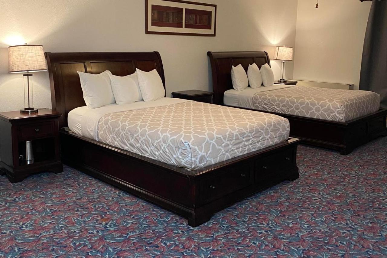 Eagle Hotel Палмър Екстериор снимка